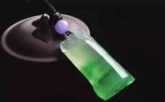 过去20年，高端翡翠增值超过1000倍！现在的你该如何买翠？  第3张