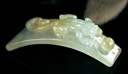 翡翠的价值主要从何评估呢？  第8张