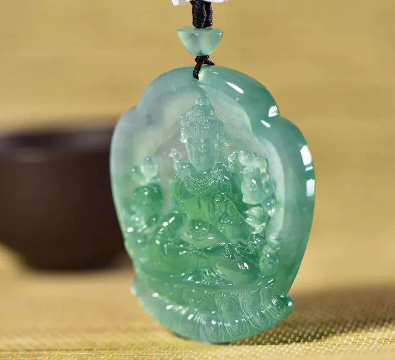 晴水翡翠是指？晴水翡翠价格如何，应该如何选择？  第6张