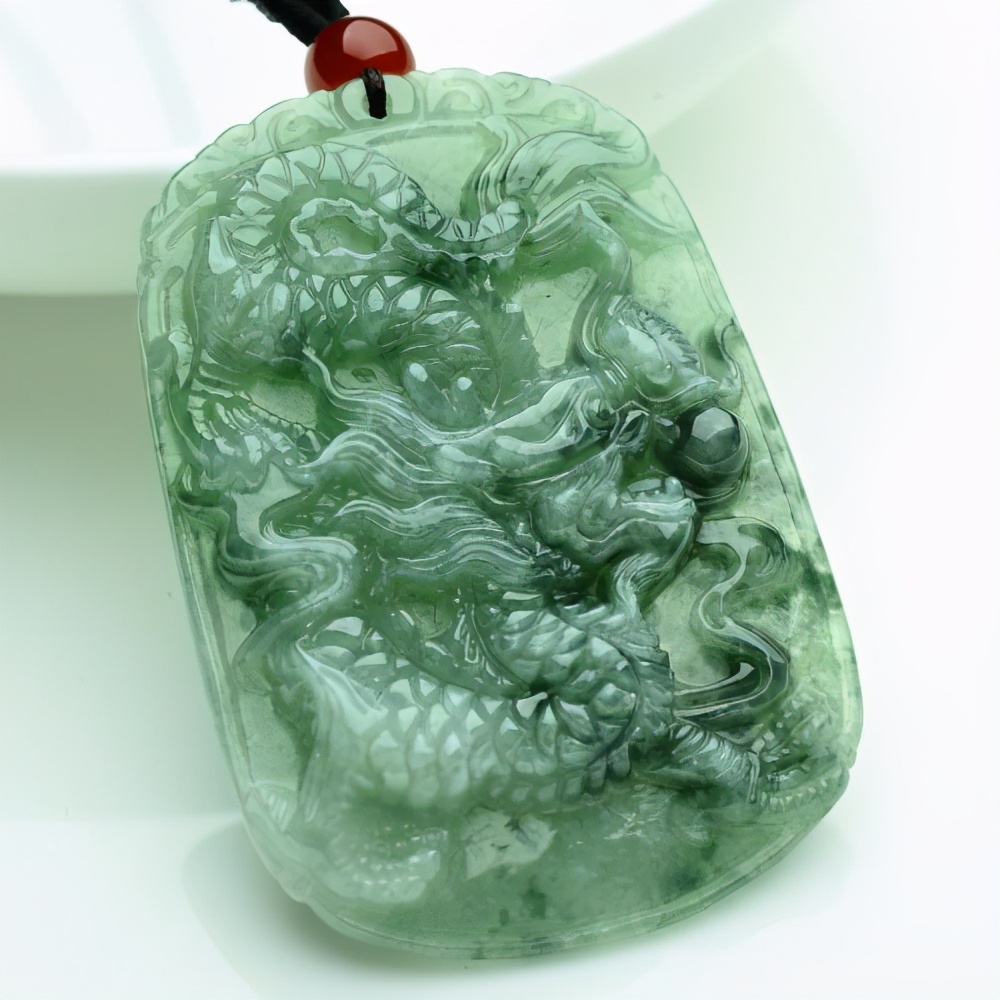 哪种翡翠飘花有收藏价值？  第3张