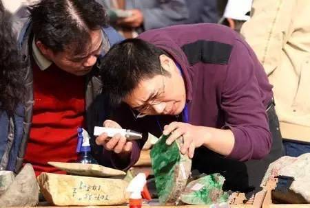 动辄标价数万乃至上千万的玉石是在欺骗消费者吗？  第4张