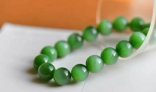 什么样的玉石适合收藏有升值价值？  第6张