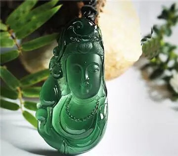 传说中的龙石种翡翠？  第3张