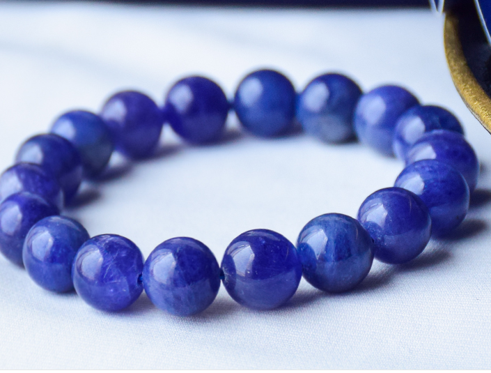 天然的坦桑尼亚“坦桑石”为何价值持续上升!  第1张