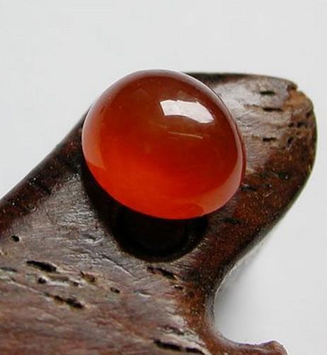 满紫罗兰翡翠手镯红翡能卖五百万？原来“中国红”的价值辣么高！  第10张