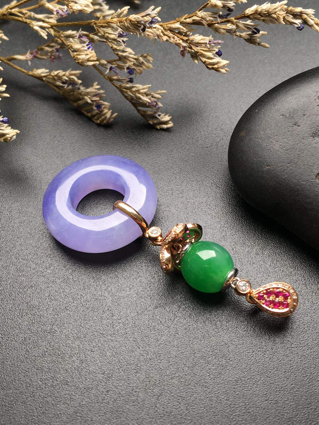 翡翠价值越来越高昂，不会评估翡翠价值怎么行  第4张