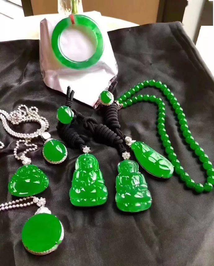 玉石加工设计常年被低估的 5 种玉石，有的还是四大名玉之一！  第8张