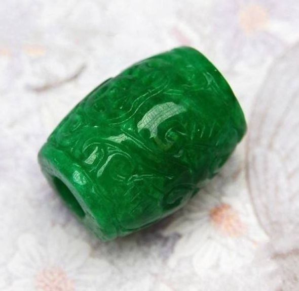 王朝翡翠貔貅满绿翡翠都是极品？如果这么认为就大错特错了  第8张