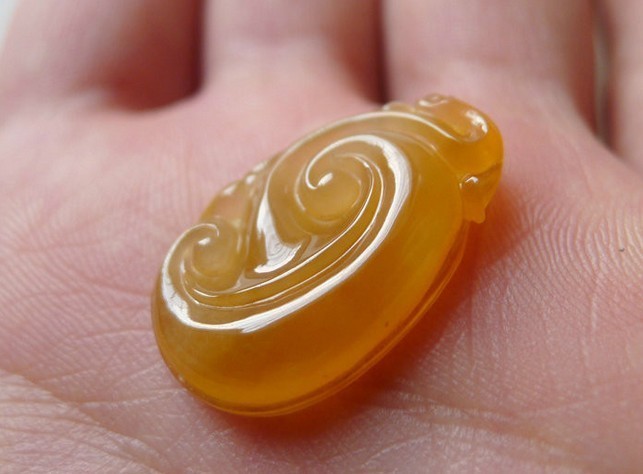 这么“黄”的翡翠？  第4张