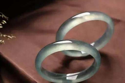 翡翠手镯：5分钟让你看明白自己手镯的真实价格  第17张