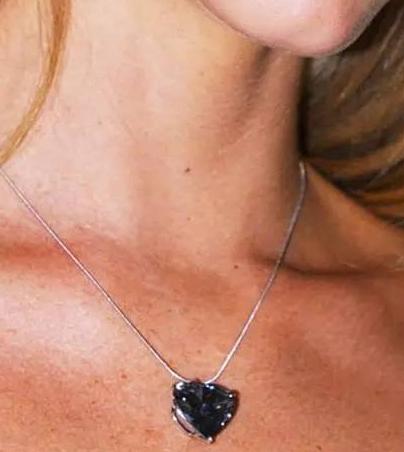 美色惊人全球最昂贵的十二颗彩色钻石  第6张