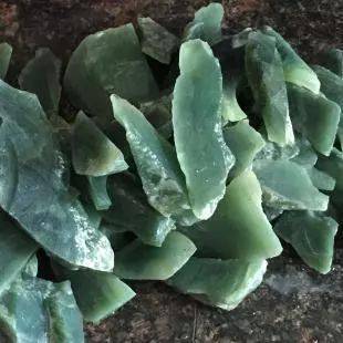 老坑翡翠怎么样为什么懂玉的人从不给玉石估价？看完这篇你就懂了......  第7张