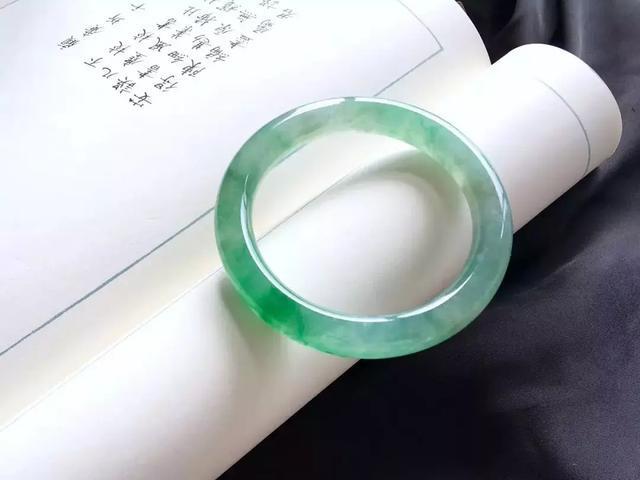 翡翠原石：各种翡翠价格，差别究竟在哪？  第11张