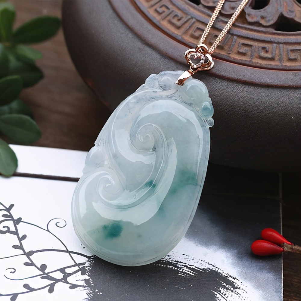 哪种翡翠飘花有收藏价值？  第2张