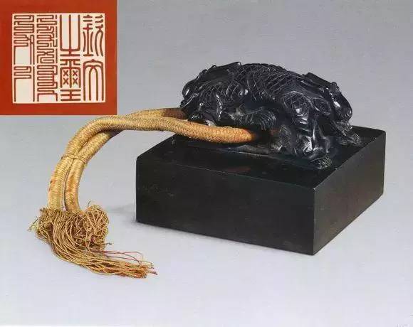 快手翡翠原石直播号哪里买这款乾清“传世印玺”，拍价高达8000万！  第7张