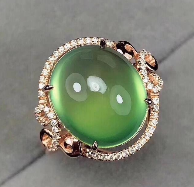 冰种翡翠片料这几种宝石物美价廉，物超所值，色泽赏心悦目，晶莹剔透  第4张