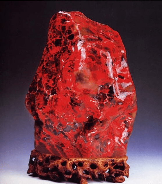 翡翠手镯掉到地上飙升6亿的极品鸡血石，万中无一，让人震惊！！  第2张