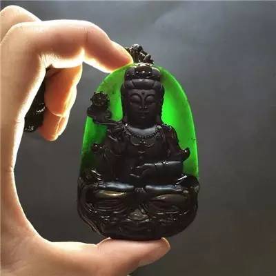 这块翡翠在十年里已经涨了十倍，你居然还不知道  第7张