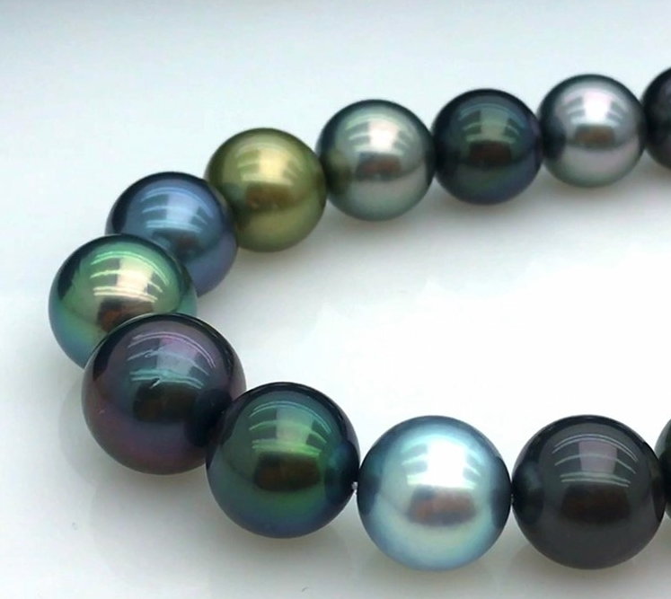 大自然的产物，神秘而稀有，珠中皇后的大溪地黑珍珠  第3张