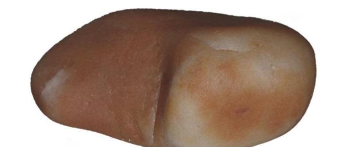 白底青翡翠手镯怎么养玉石行情，从10条数据就能略窥一二  第2张