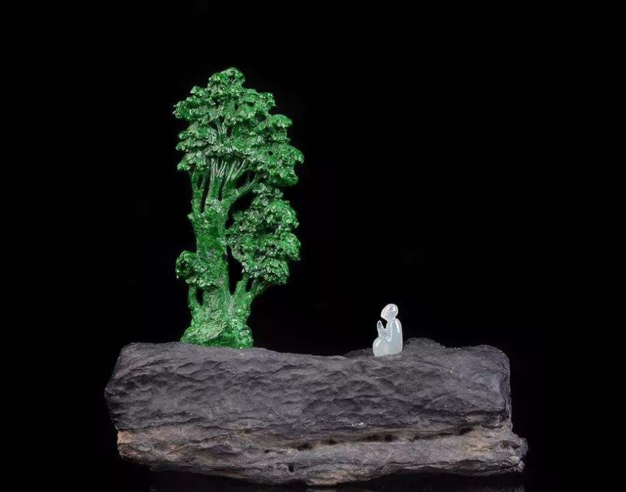 缅甸翡翠原石手镯料以往一件难求，如今数千元就能拿下，满绿翡翠开始贬值了吗？  第18张