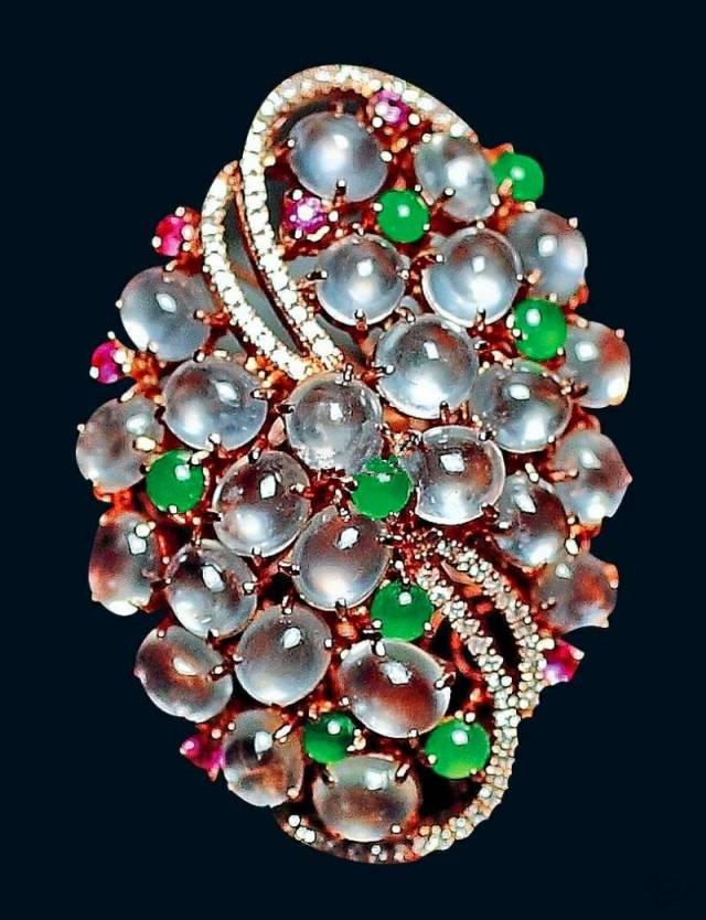 什么颜色的翡翠手镯最全翡翠品种大全，图文详解！  第4张