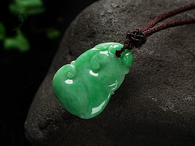 翡翠可以买吗豆种翡翠真的不值钱吗？看完你就不这么想了！  第13张