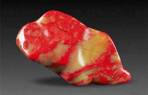 鸡血石价格趋势怎么购买才合理  第1张