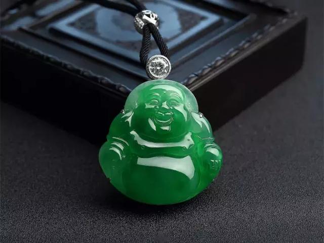 2019年翡翠价格走势分析！听听业内行家怎么说  第5张