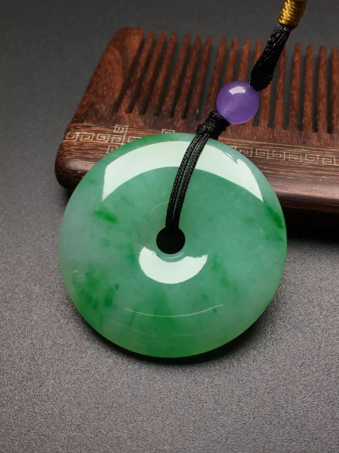 是不是所有的A货翡翠都很贵？几百元的翡翠能买吗？  第19张