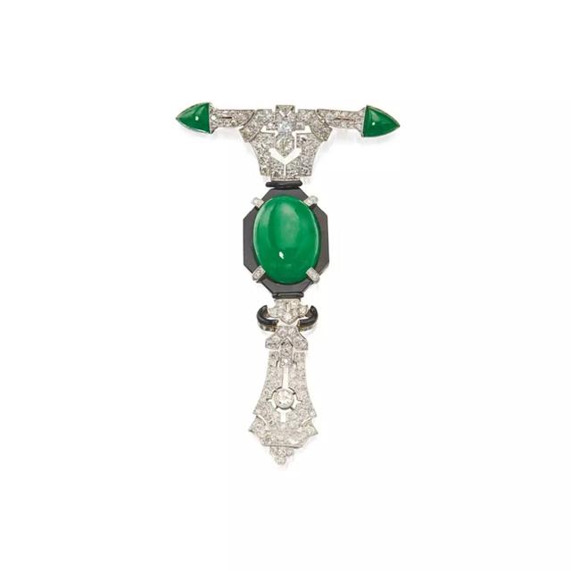 从各大秋拍看今年翡翠投资收藏趋势  第13张