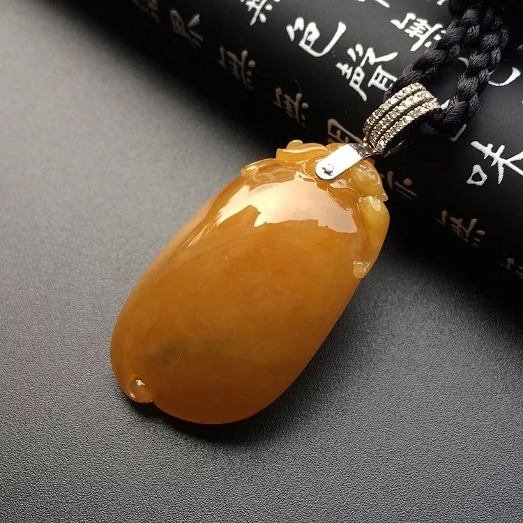 黄翡一般多少钱可以买到？快来跟我一起了解这些知识！  第8张