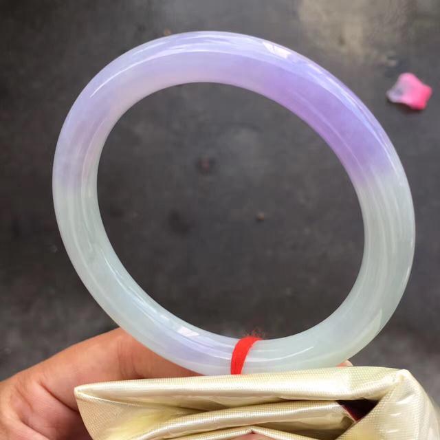 翡翠手镯有问线翡翠知识全解，翡翠知识看透翡翠  第4张