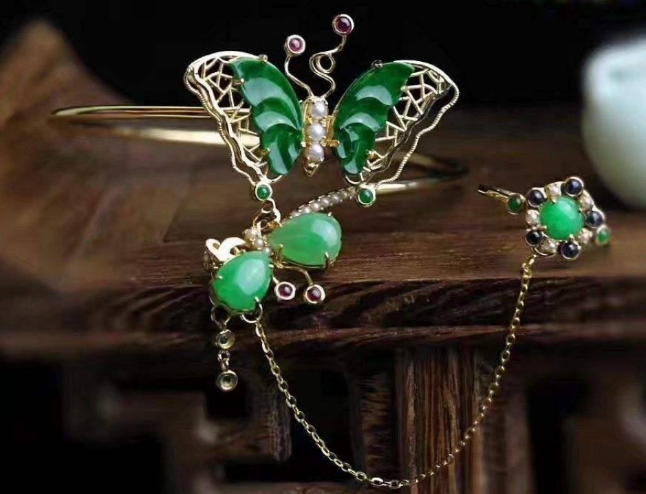 老翡翠一定更值钱？新老工和新老种没分清，吃亏是分分钟的事  第5张