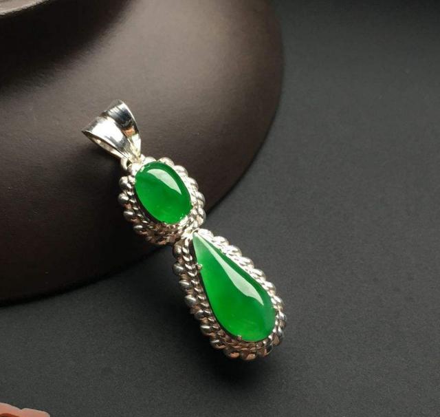 什么是冰种翡翠五句不能说如果按照重量计算翡翠的价格，砖头料就成了我们买不起的珍品  第16张