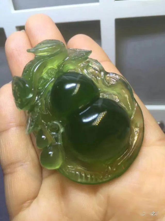 四大名玉之“岫玉”，为何颜值很高却沦为中等玉石？  第16张