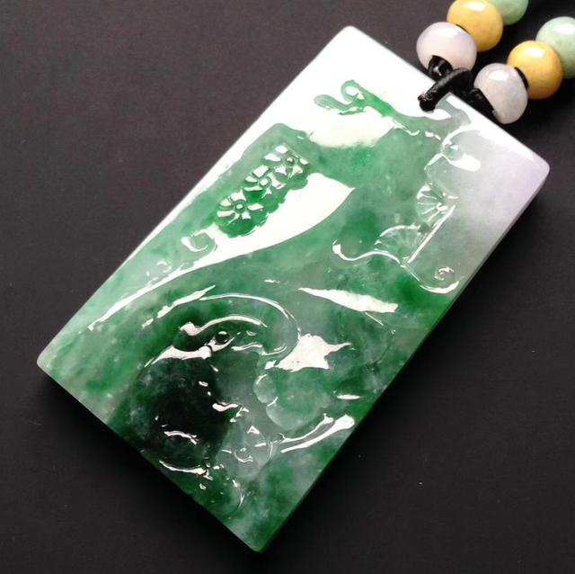 什么是冰种翡翠五句不能说如果按照重量计算翡翠的价格，砖头料就成了我们买不起的珍品  第7张