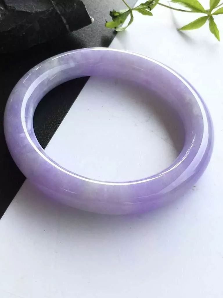 紫罗兰翡翠手镯价格行情大概是怎么样的？  第4张
