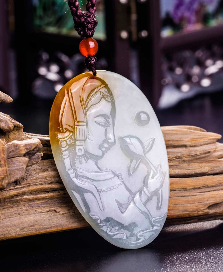 翡翠吊坠的鉴定风格庄严大气，被视为权力和财富的象征，黄翡的价格仍十分实惠  第14张