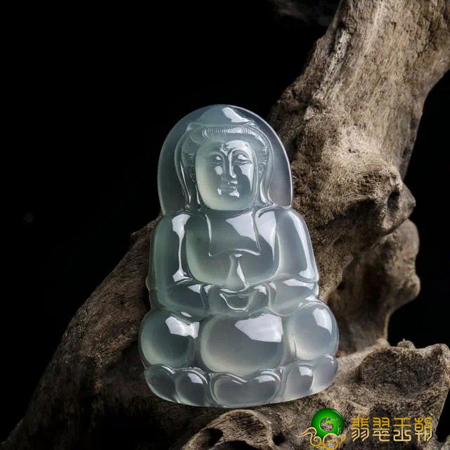 四会地摊货翡翠批发翡翠观音的品相你会看吗？   第3张