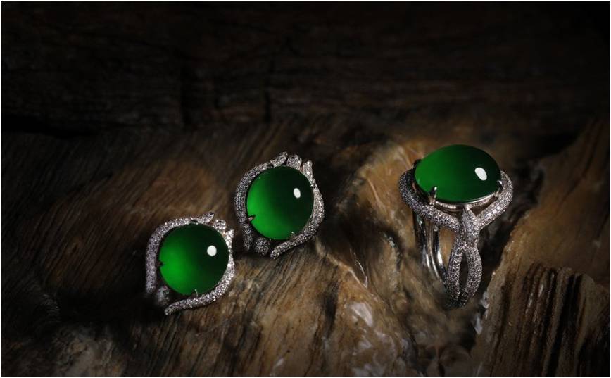 翡翠国际拍卖行情的神秘面纱就是这样！  第5张