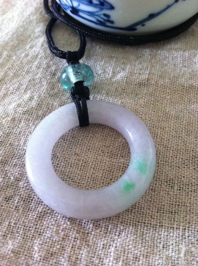 是不是所有的A货翡翠都很贵？几百元的翡翠能买吗？  第16张