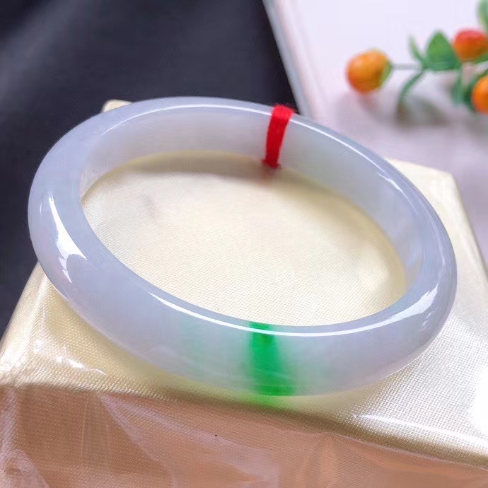 50万以上的翡翠手镯吗翡翠手镯价格对比图，对比查价格，再也不担心上当了  第4张