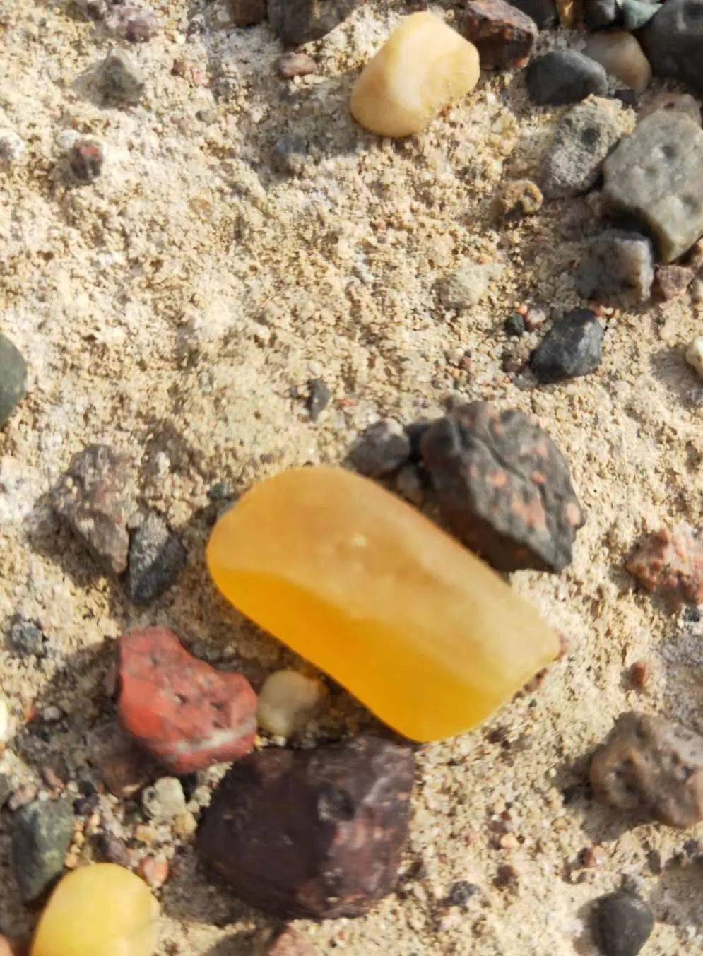 继和田玉后，崛起的玉石——金丝玉！  第2张