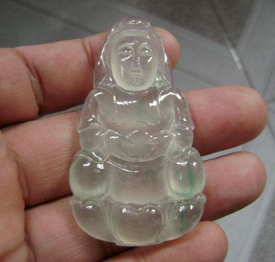 现下冰种翡翠深受人们喜爱，但它具有投资价值吗？  第1张