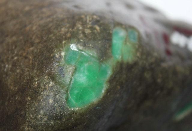 翡翠赌石传奇到底是真是假 翡翠赌石传奇中学到什么   第1张