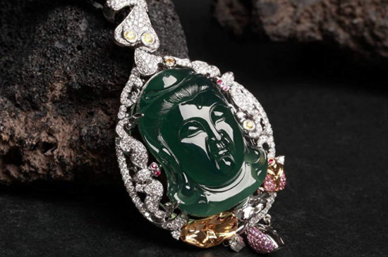 平安扣洗澡可以佩戴吗，佩戴平安扣的禁忌   第1张