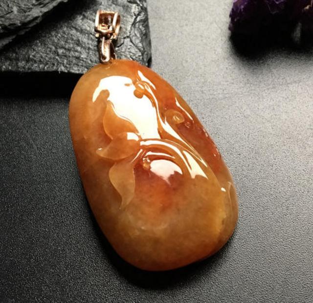 翡翠手镯圈口磨损红色的翡翠为什么称为红翡，而不是红翡翠？原来它是一种次生色  第24张