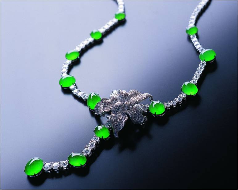 翡翠国际拍卖行情的神秘面纱就是这样！  第11张