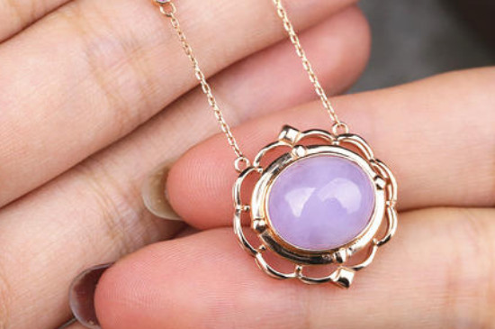 翡翠原石怎么看种水观音不戴了要怎么处理，竟然是这样做才对   第1张